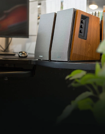 Jak podłączyć głośniki Edifier do komputera lub TV? Bluetooth vs kabel